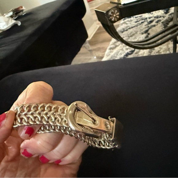 Uniquely Gorgeous 925 Sterling Silver Chain Buckle Bracelet - Picture 7 of 10